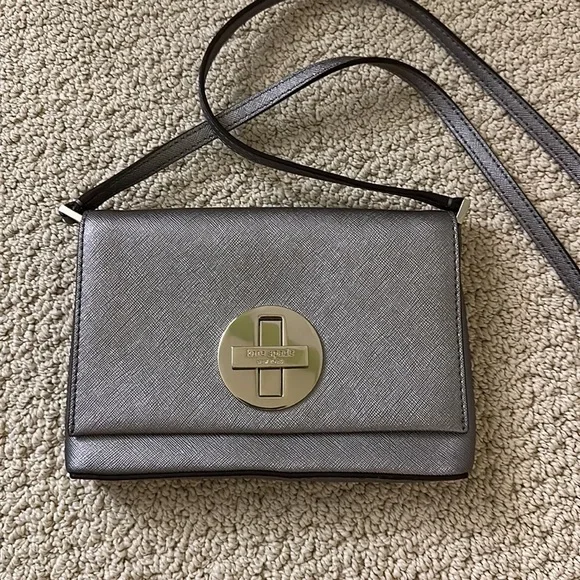 Kate Spade Crossbody - Picture 4 of 16